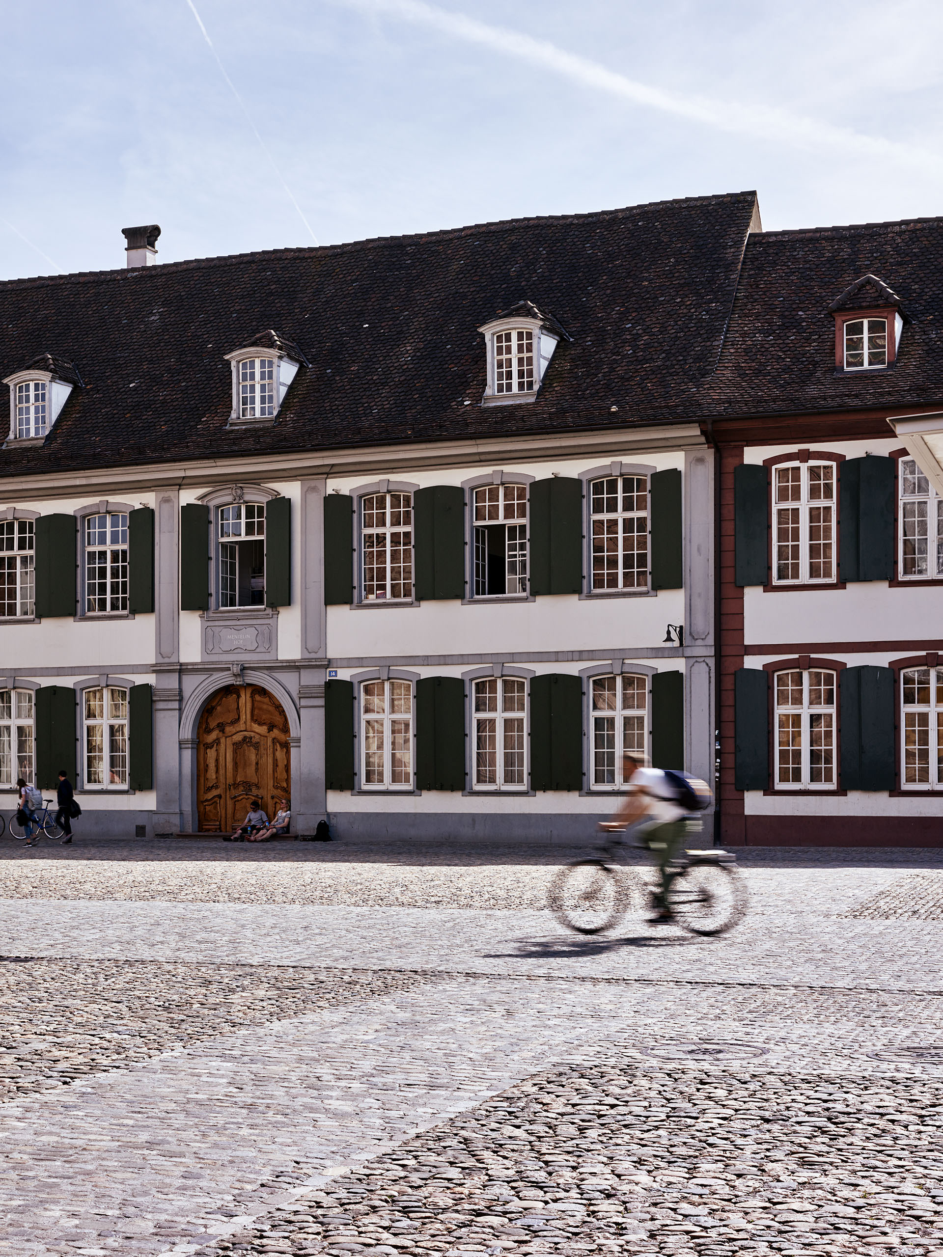 E12411 Alpa 050684 j2560